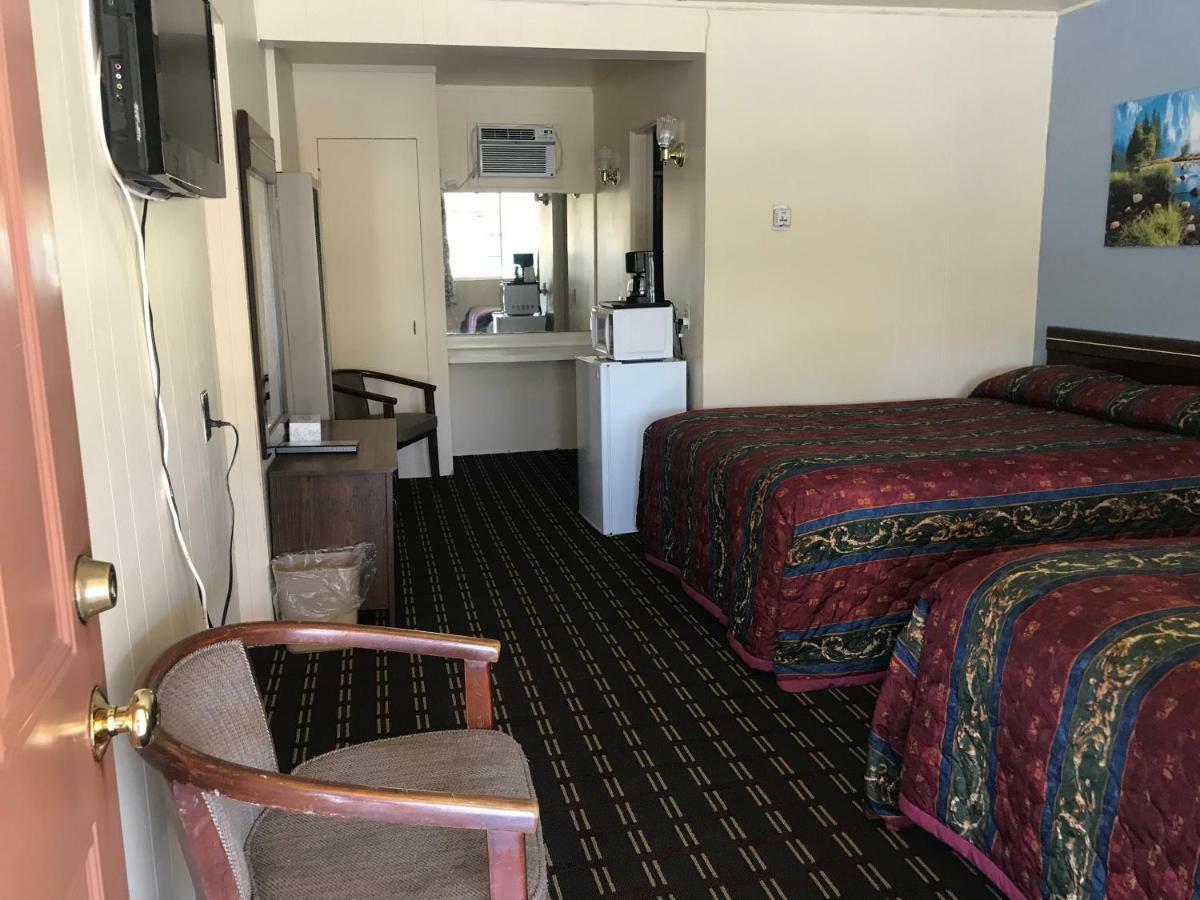 Edgewood Motel Willits Bagian luar foto